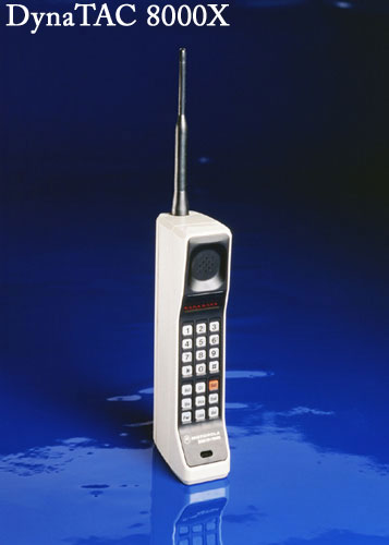 Мобильный телефон Motorola Edge 40 Pro 12/256GB Black (PAWE0023RS)